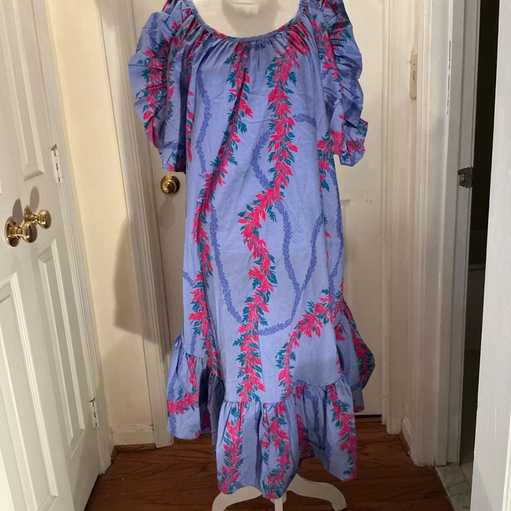Hilo Hattie Light Blue Floral Rayon Muumuu with Pink & Green Accents